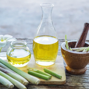 Top_10_Lemongrass_Essential_Oil